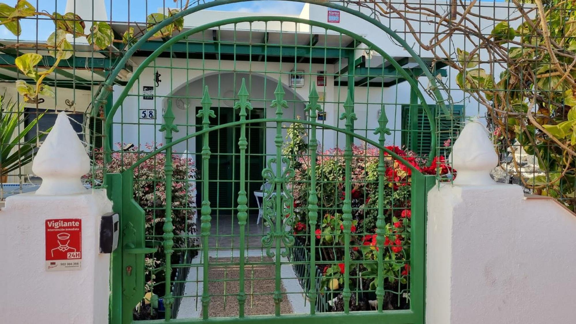 Apartamento Bungalows Isabel Maria Playa Blanca Dış mekan fotoğraf